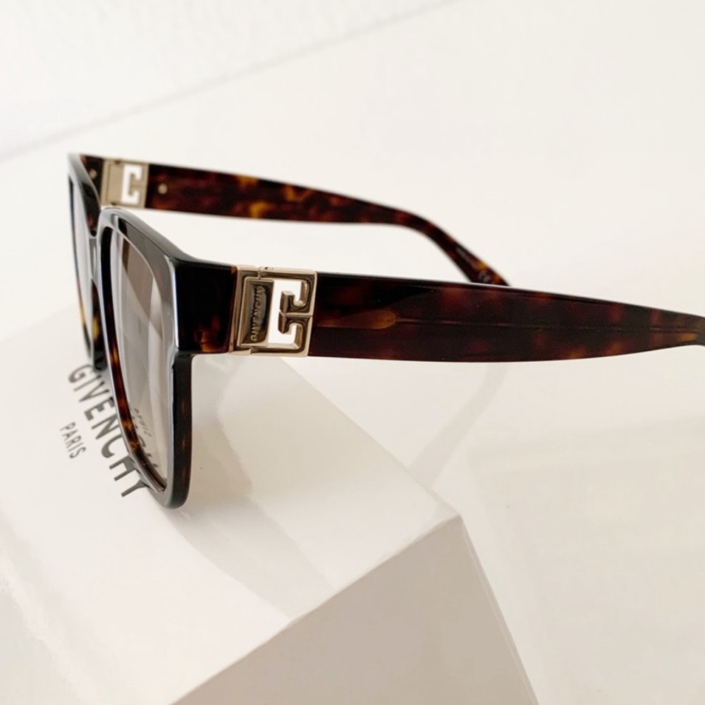 💯Authentic NWT Givenchy designer sunglasses - tortoise colorway - square 🎉 - Picture 6 of 12